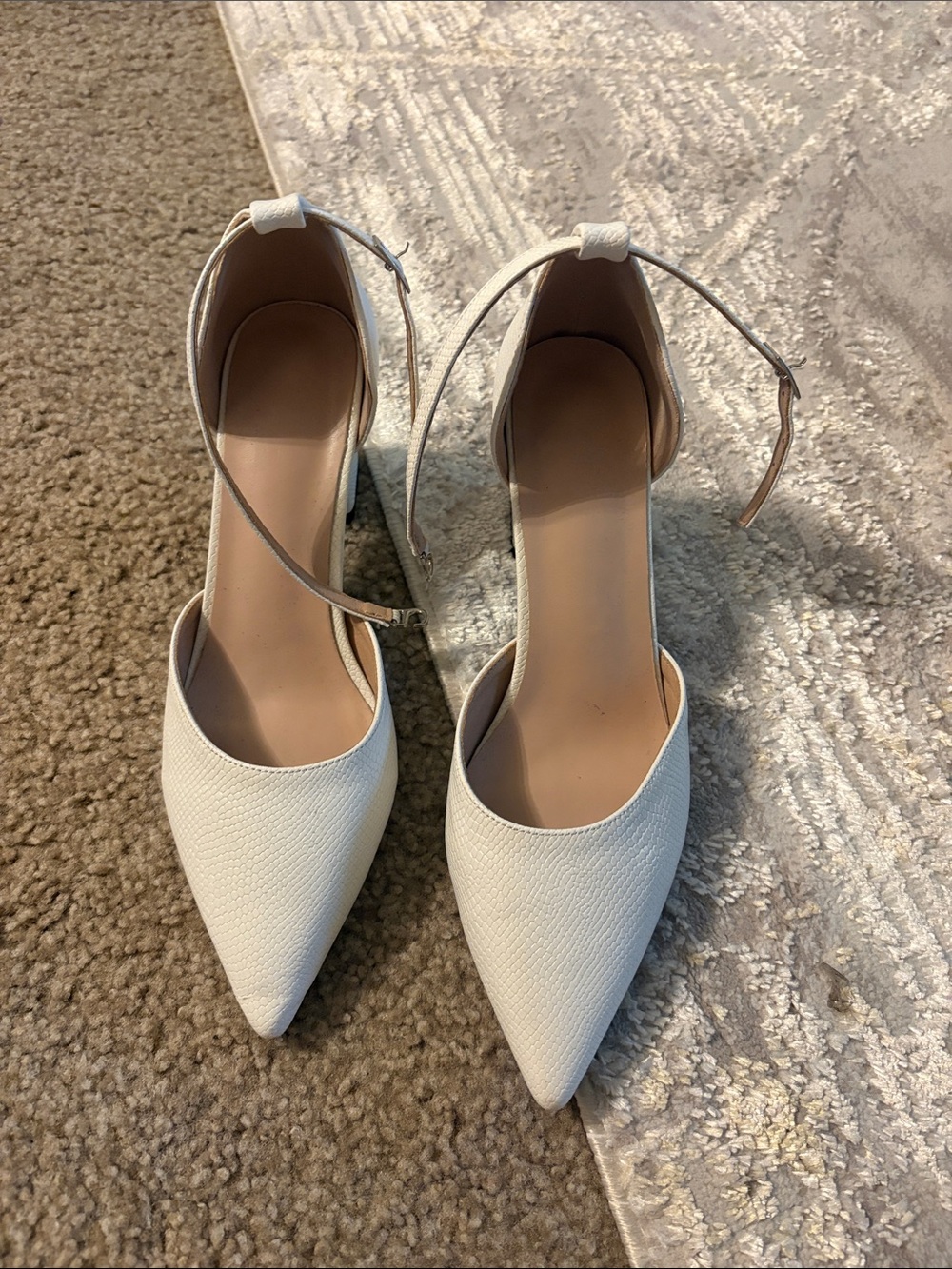 Women’s White Pointed-Toe Ankle-Strap Pumps
